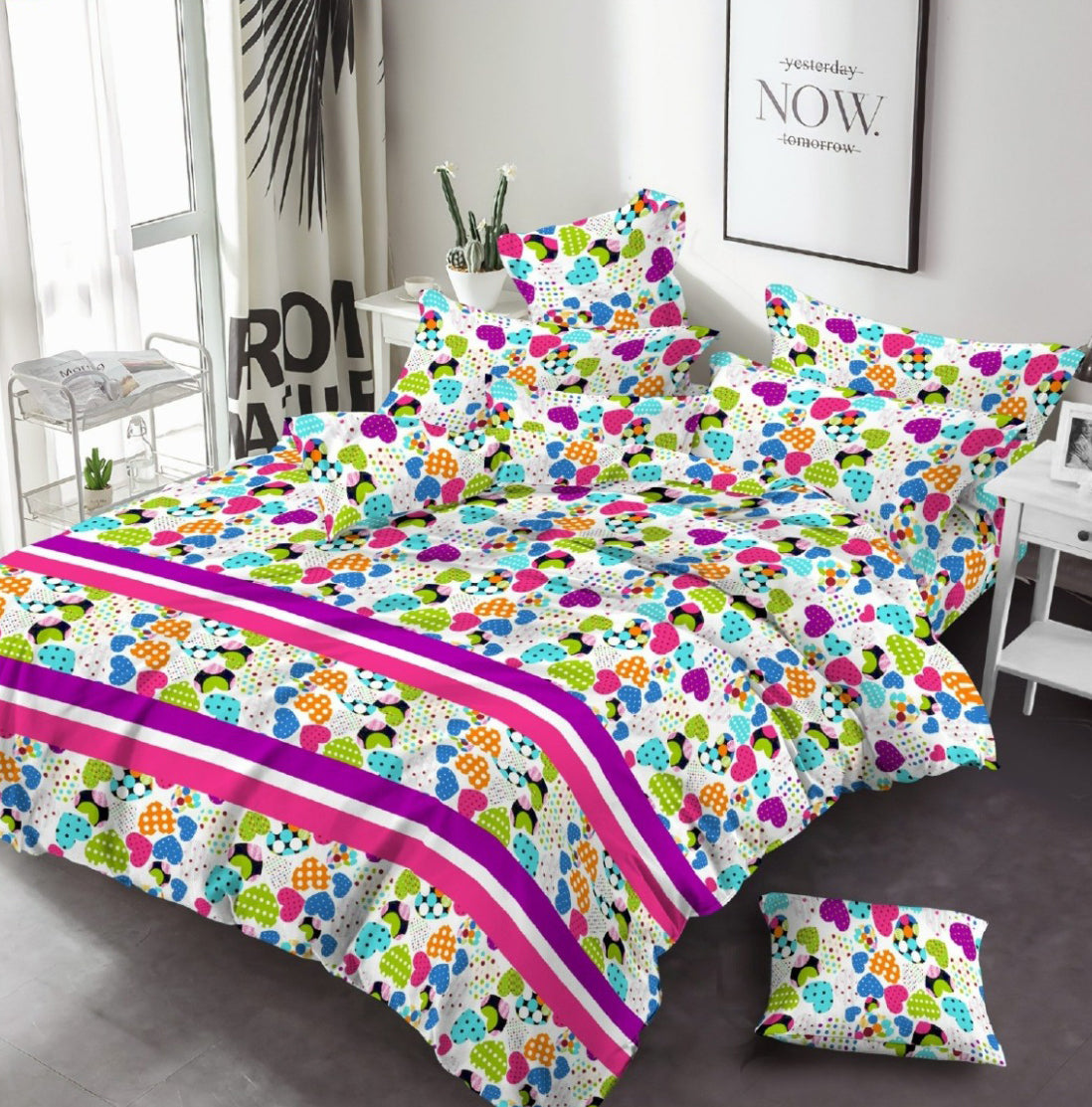 Multicolor Small Heart Printed Bed Sheet
